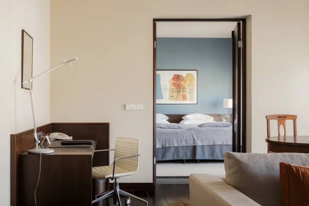 Apartment Suite